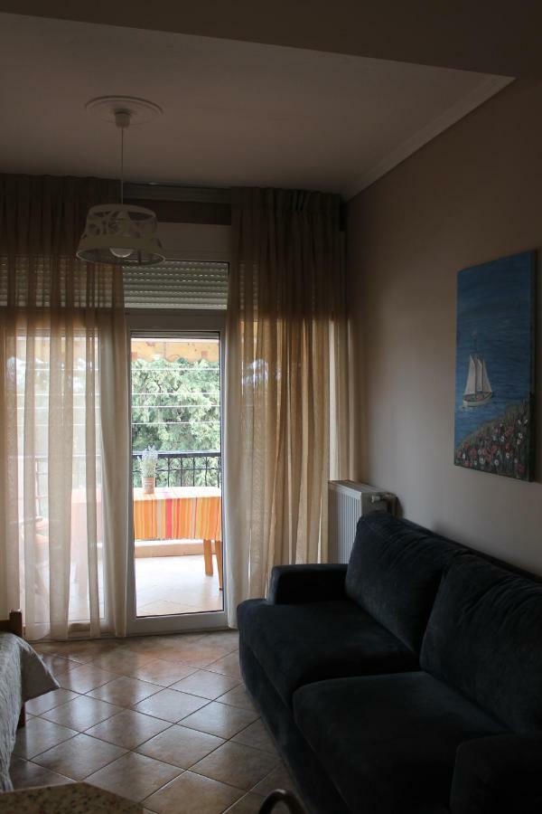 Souzana Rooms 1 เนอาปลายา ภายนอก รูปภาพ